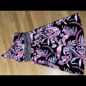 Lilly Pulitzer dress size medium great condition. Off the shoulder short dress.